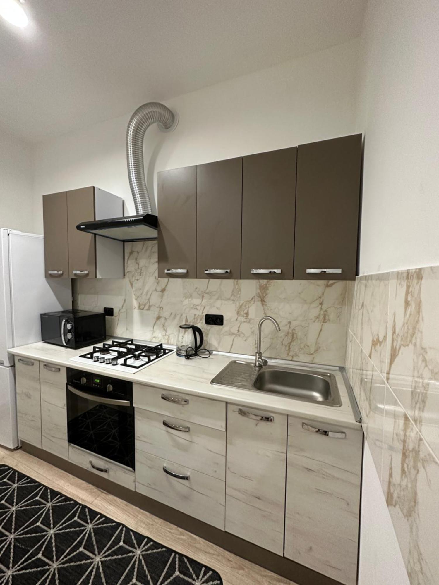 Levvv Apartment Leopoli Esterno foto